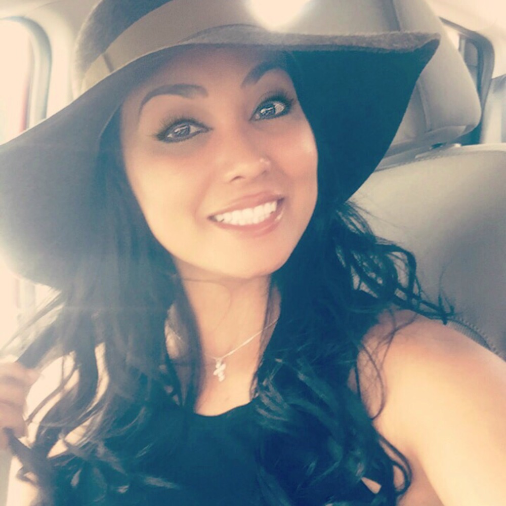 Meet your Posher, SashaHawaii